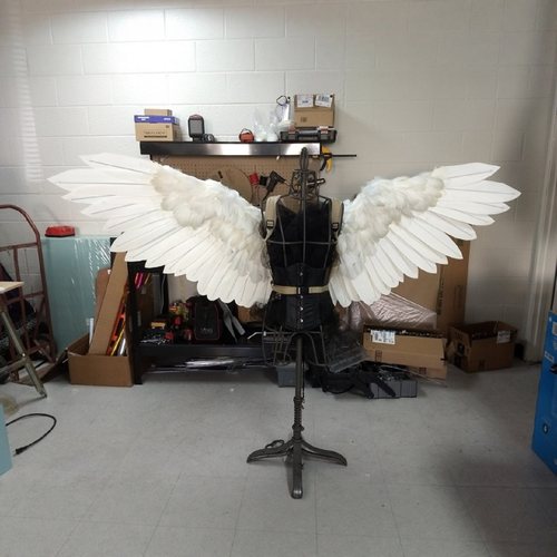 折叠机械电动遥控伸缩翅膀道具