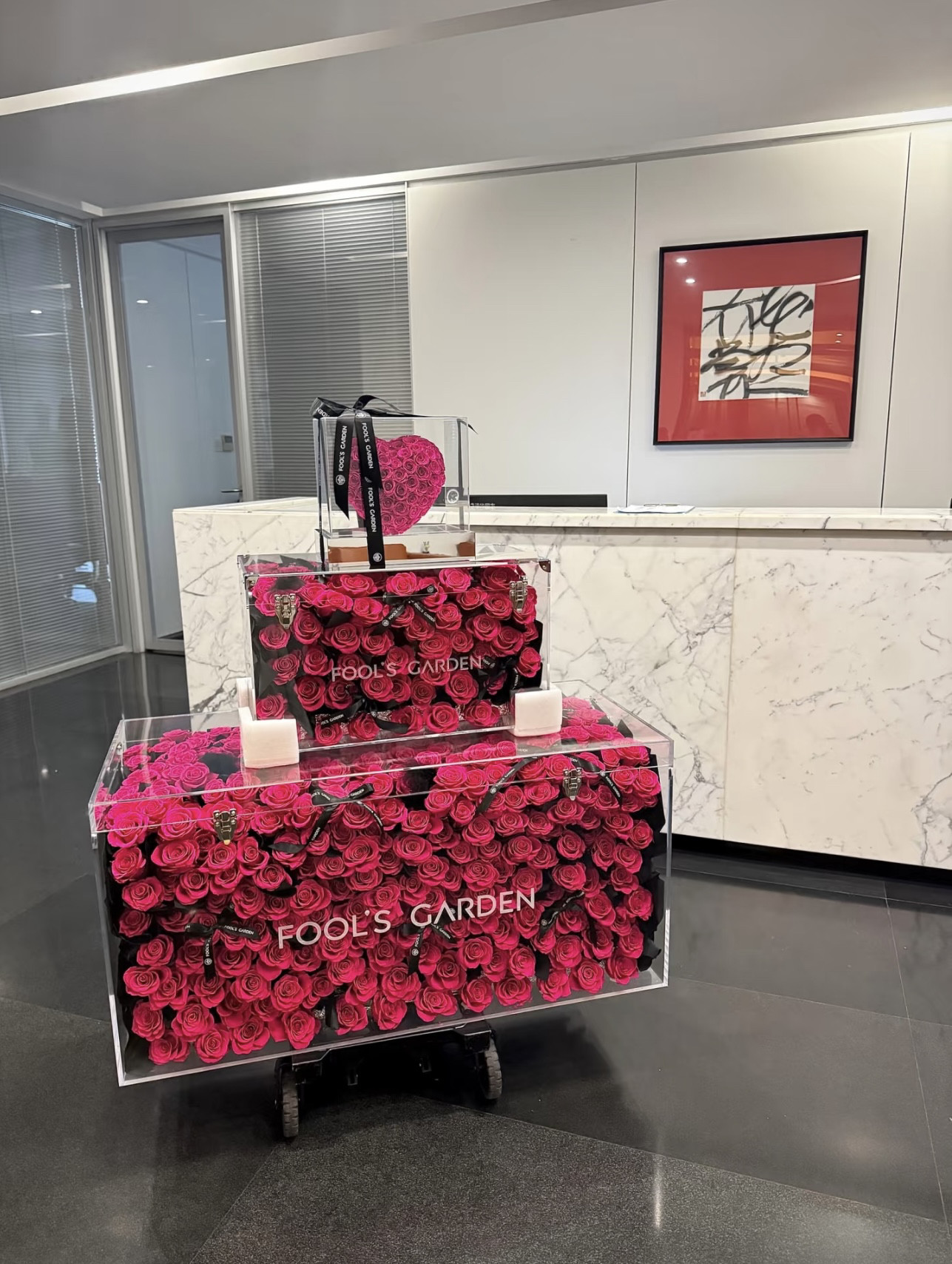 永生花玫瑰花盒亚克力礼盒纯手工定制摆件送老婆生日周年生日礼物
