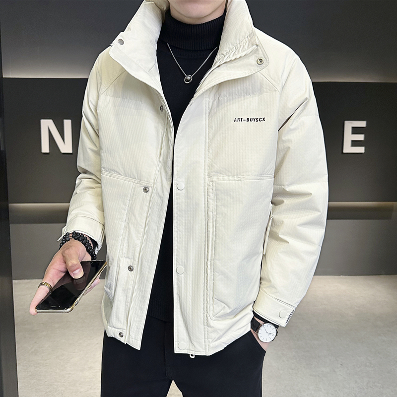 冬季新款轻薄保暖羽绒服外套