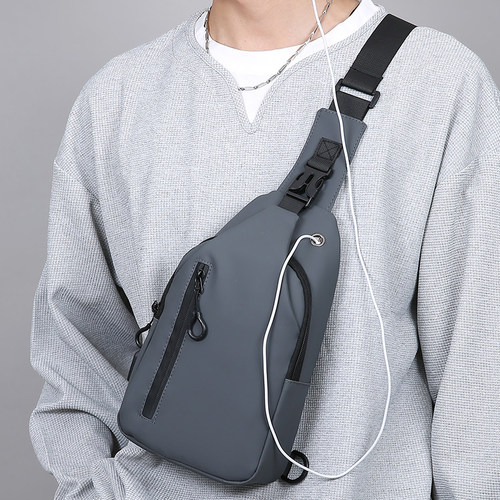 佳埼推荐】运动胸包轻便防水休闲