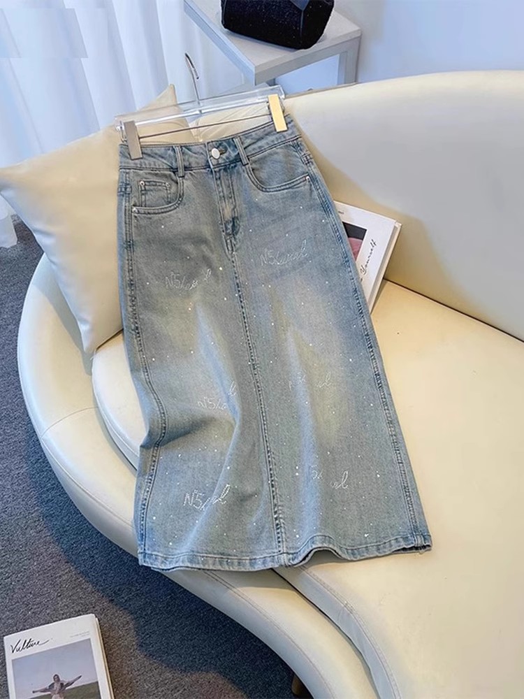高档秋季新款牛仔裙女中长版半身裙新款浅色高腰侧开叉半裙a字裙