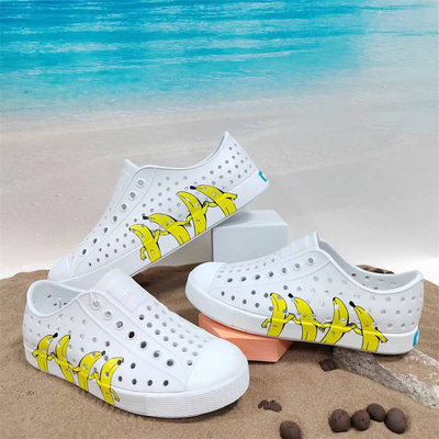 Native shoes 彩虹香蕉水果印花洞洞鞋男女沙滩鞋溯水鞋凉鞋