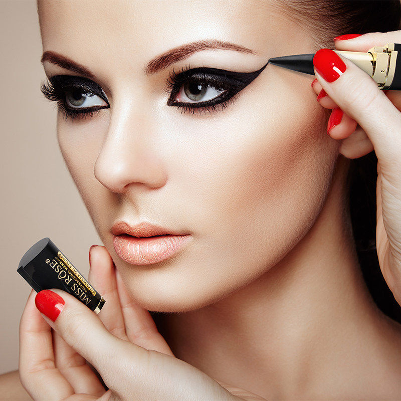Matte Waterproof Long Lasting Eye Liner 持久防水哑光眼线笔