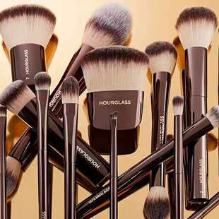 1PCS Makeup Brushes Angled Foundation Buffing Brush Conceale