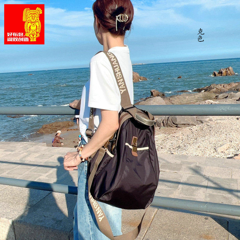 《阎双创造&黑色》品牌原创国潮防水休闲女包百搭通勤出游双肩包