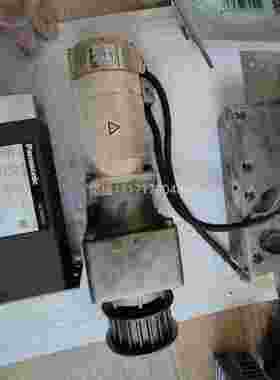 议价-驱S器动器/控制新宝减速机VRKF-9C-040拆机，