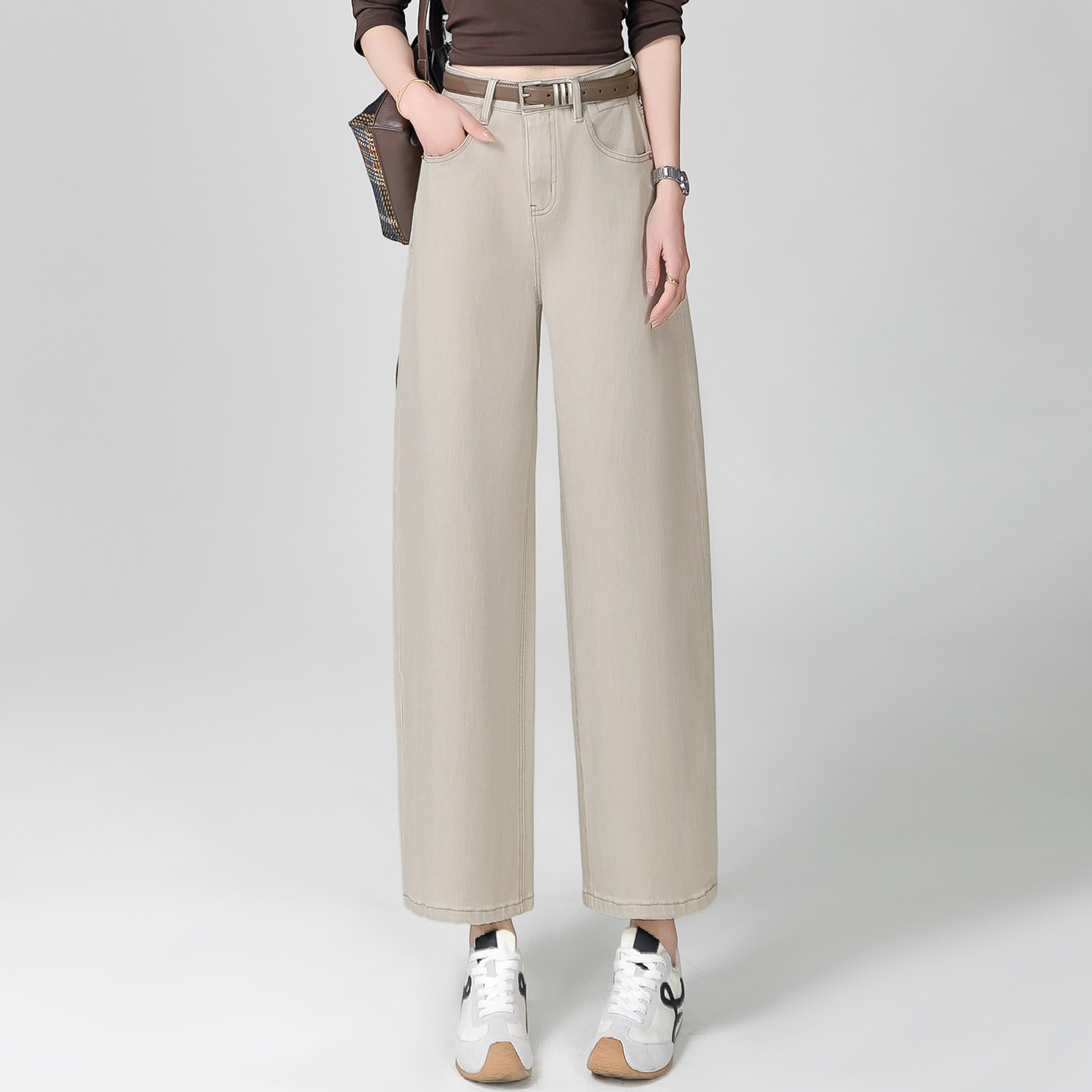 气质牛仔直筒弯刀裤女2026春秋新款休闲九分裤高腰显瘦刺绣香蕉裤