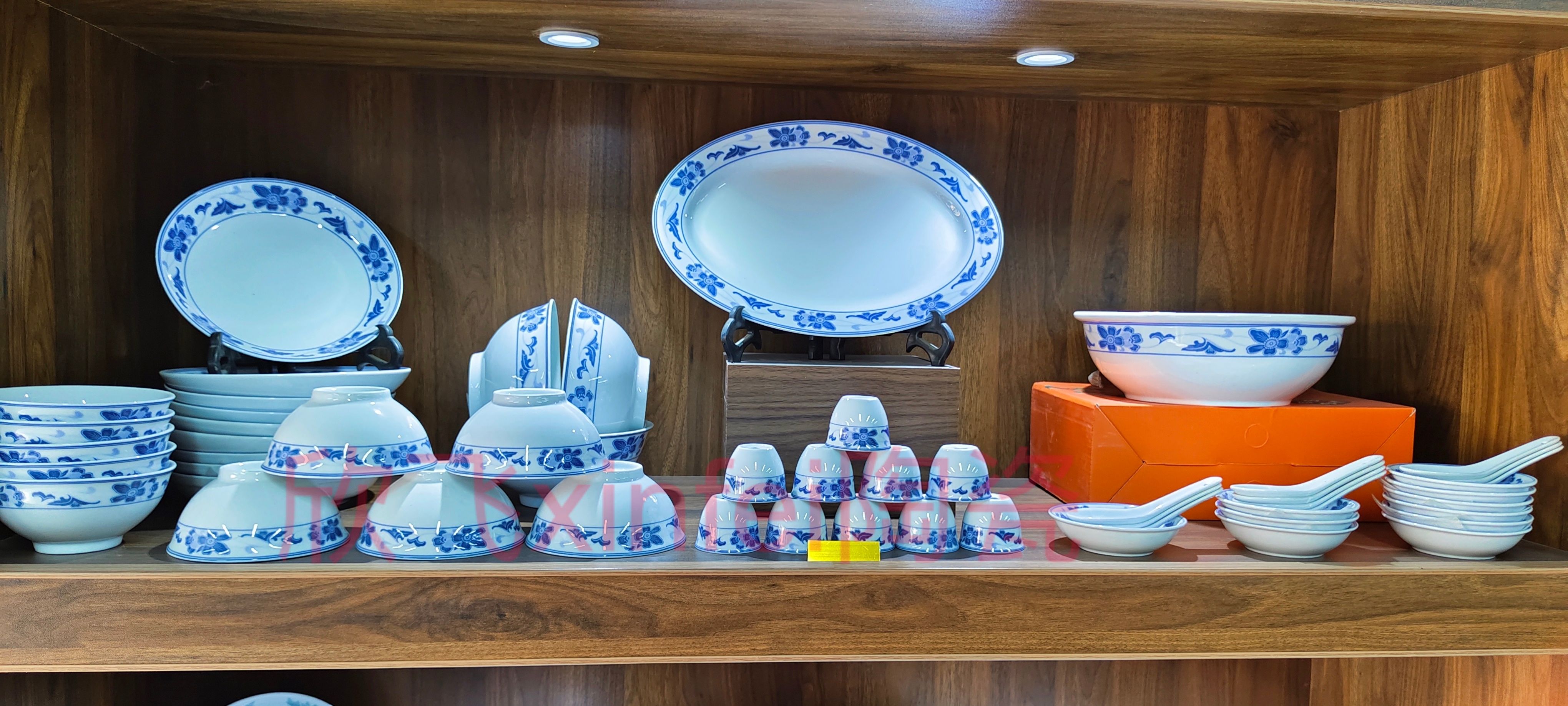 醴陵釉下彩群力老瓷器54头陶瓷餐具套装礼品瓷家用日用蓝海棠高温