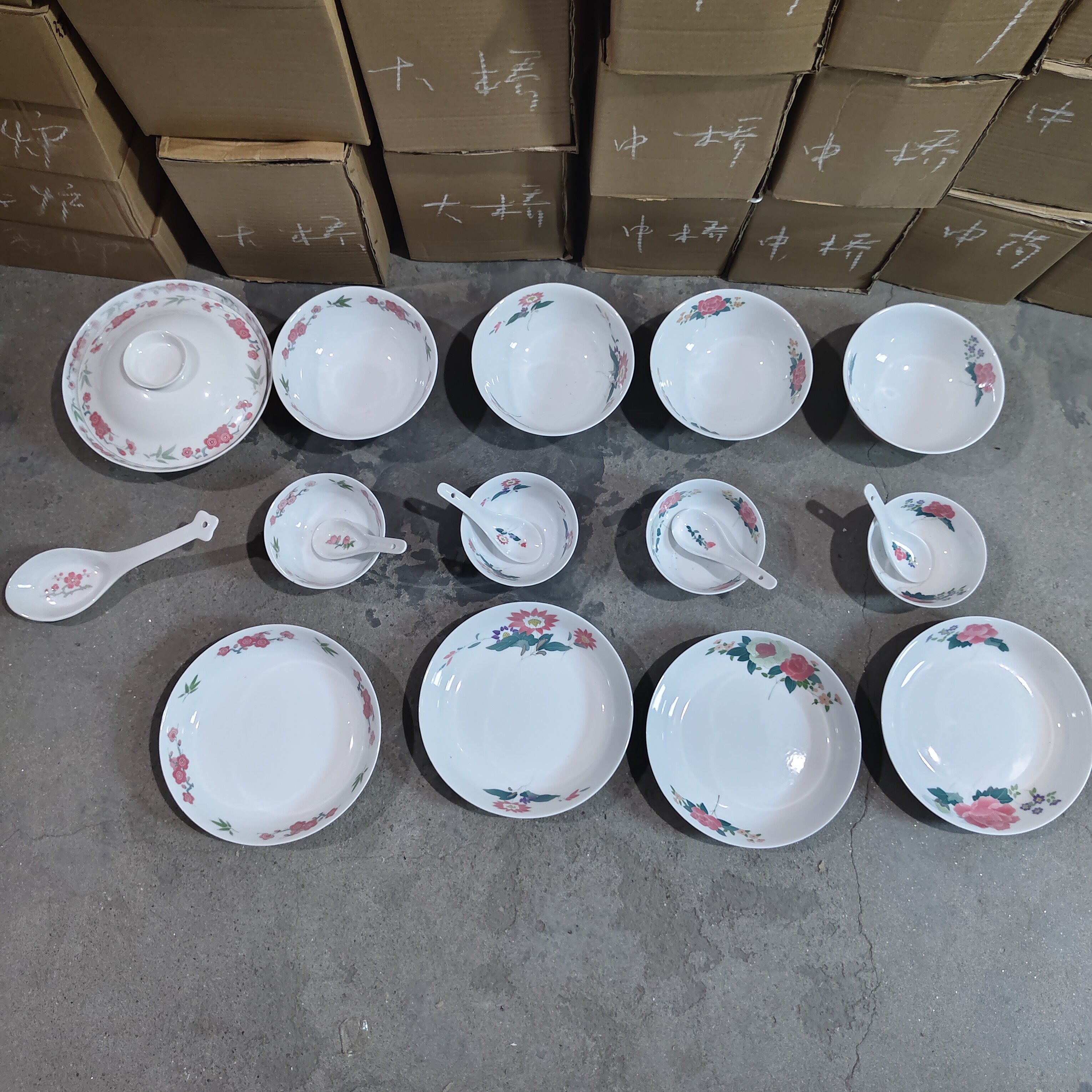 醴陵红官窑18件套毛瓷 餐具礼盒釉下有纪念收藏意义诞辰120周年