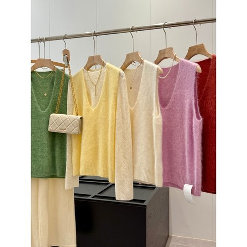 羊毛山羊绒拉毛！无缝一体织！红人店358+针织马甲T954