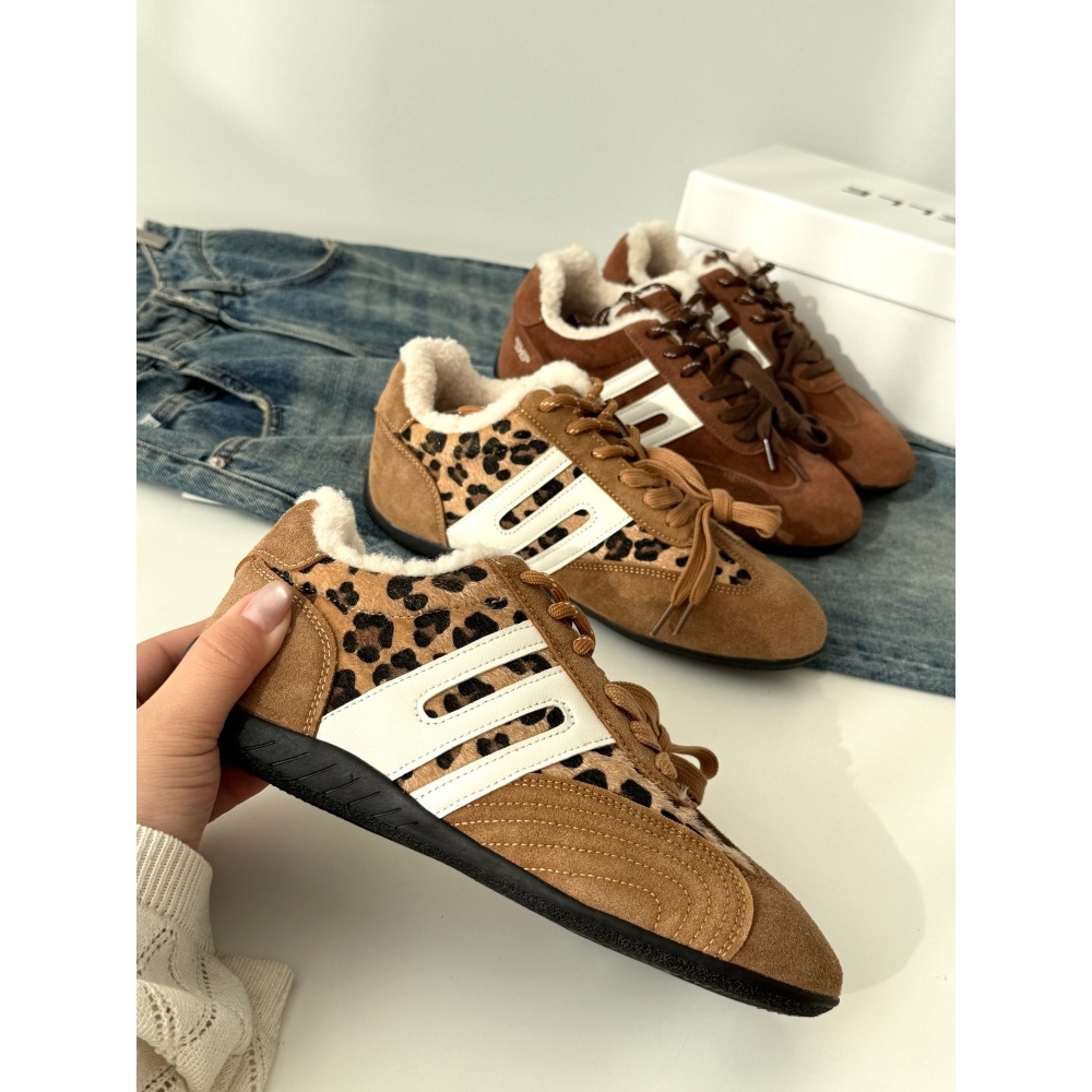 原厂跟单！同品质商场469+复古薄底加绒德训鞋T326