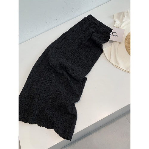 捡漏！淘到国外179+肌理感简约长半裙Q584