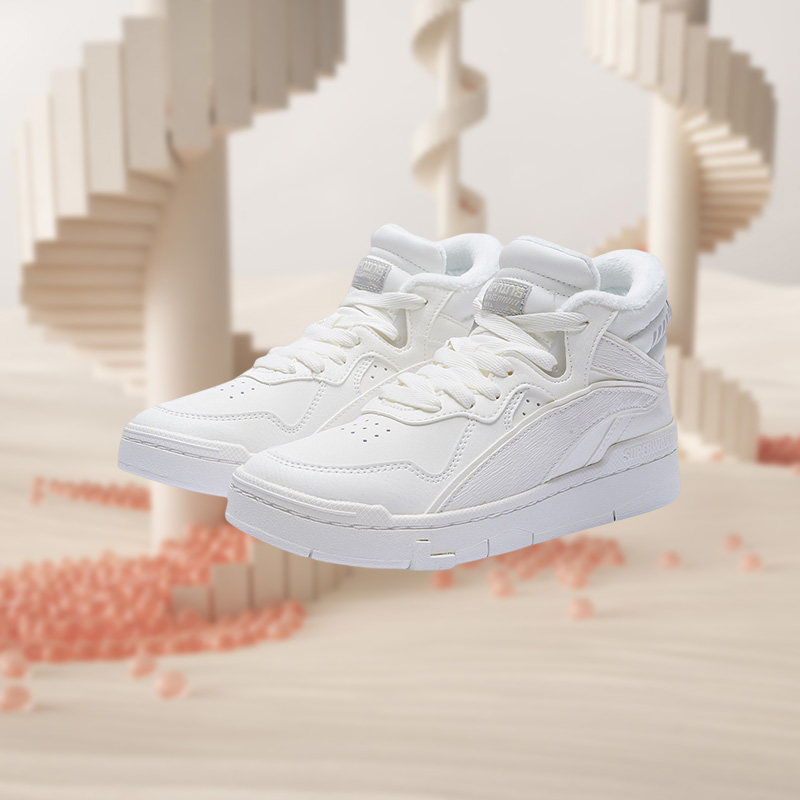 李宁正品新款女子加绒保暖时尚经典小白鞋中帮运动休闲鞋AGCS324