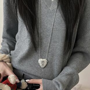 博主同款银色爱心浮雕项链桃心小包斜挎包长款链吴小姐韩代毛衣链