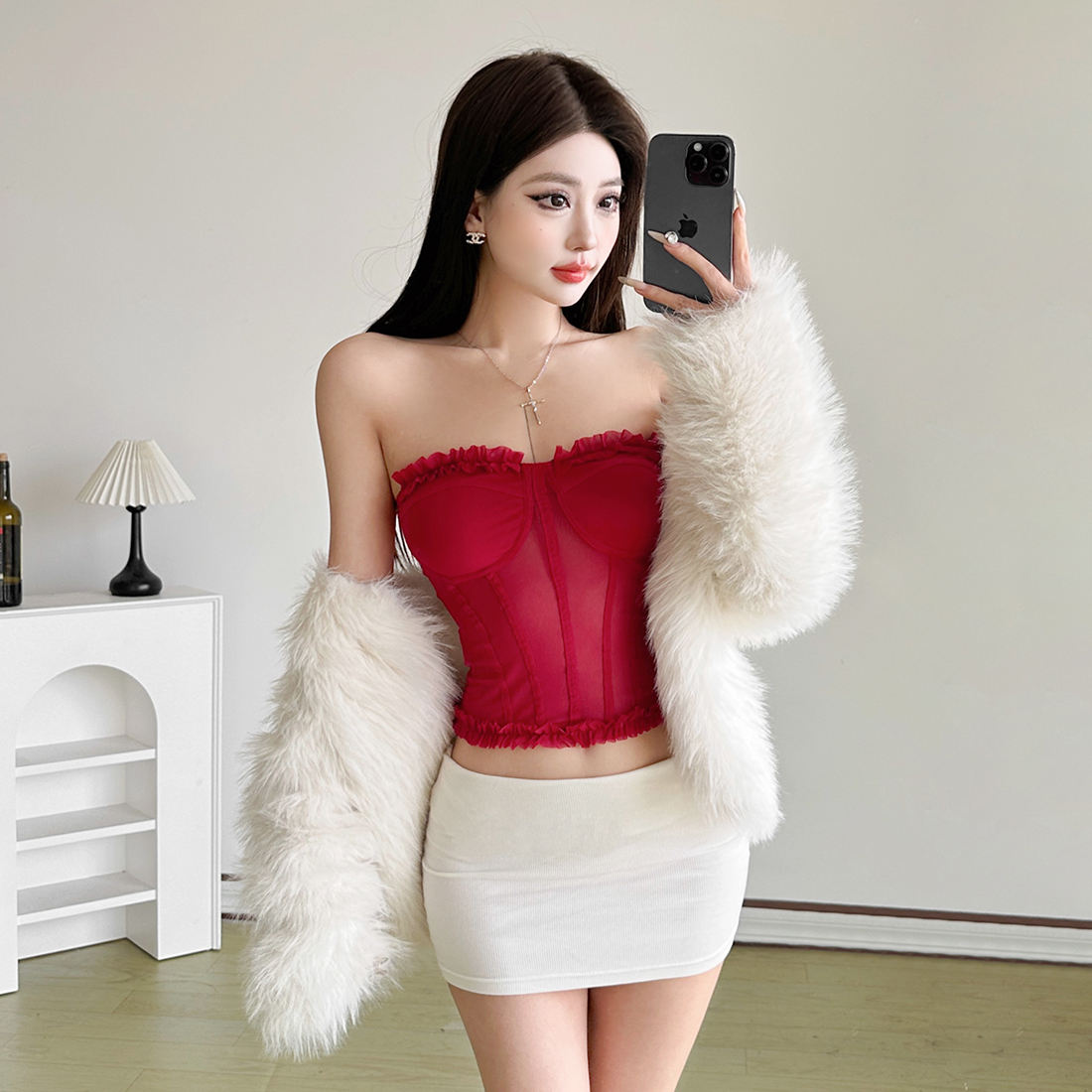 KLIOU 热辣氛围感明艳复古红色抹胸背心女时尚小众显瘦百搭短上衣