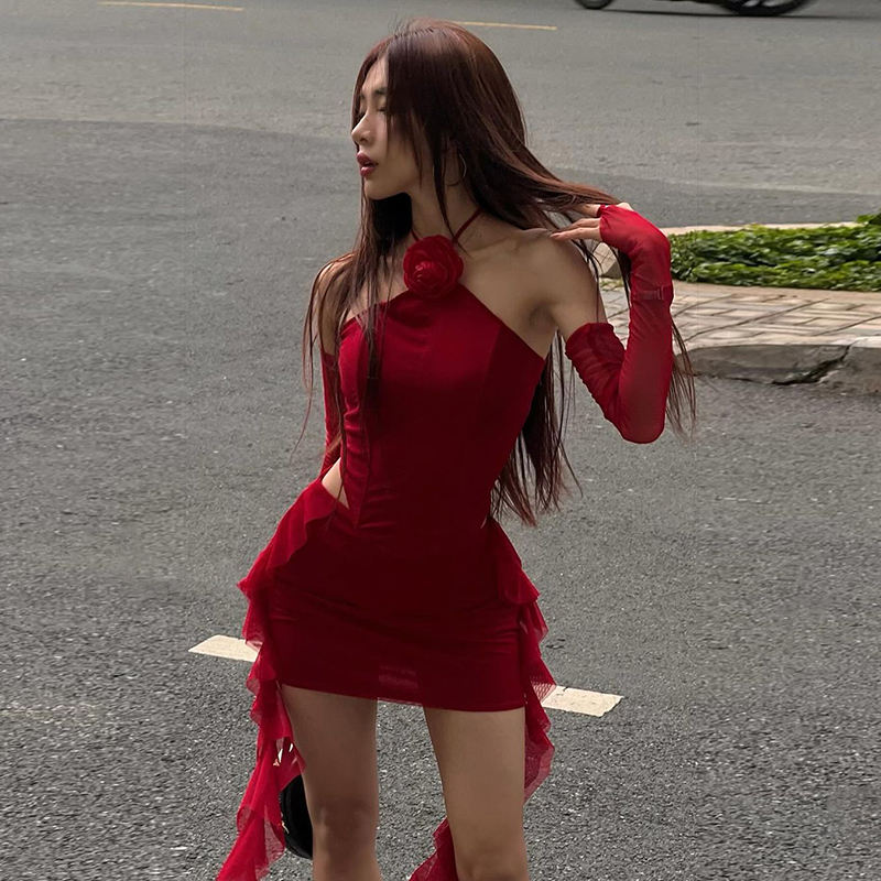 KLIOU 热辣性感ins花朵装饰不规则挂脖背心显瘦高腰飘带半身裙 女