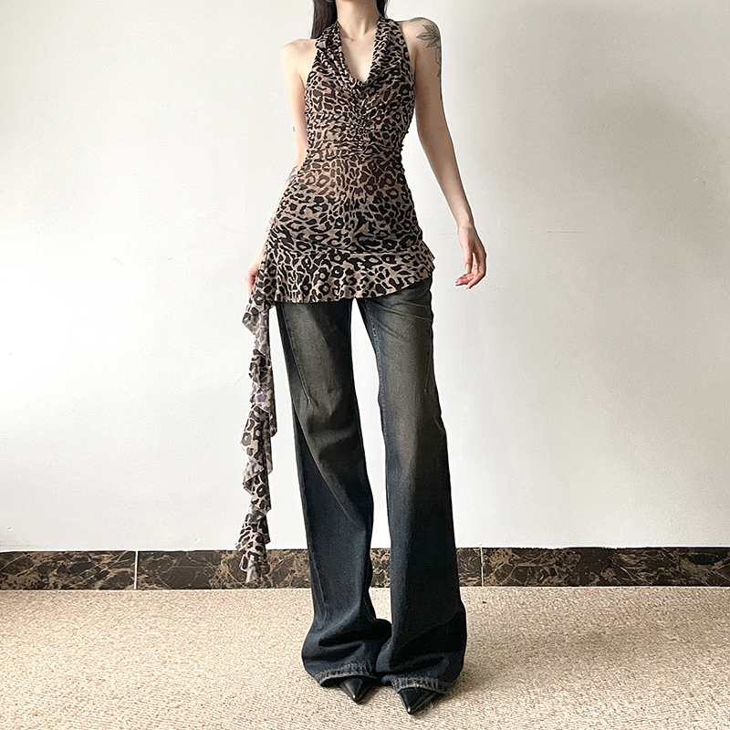 个性时髦精荡领挂脖背心