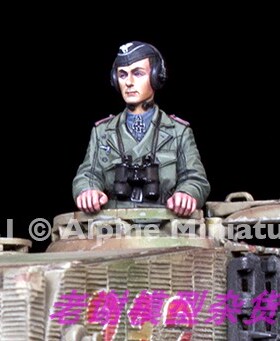 现货 Alpine 35292 German Panzer Ace Set (2 figures)