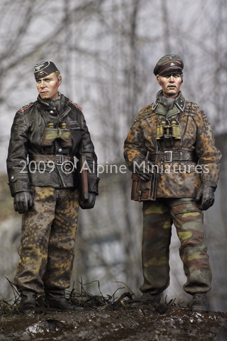 Alpine 35077 LAH Officers in the Ardennes Set