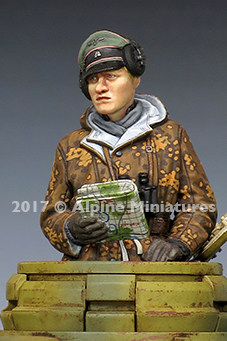 现货 Alpine 35238 Panzer Commander Winter 1/35