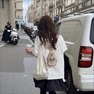 韩国小众潮牌fletta复古法式人像雕塑印花做旧圆领宽松短袖T恤女