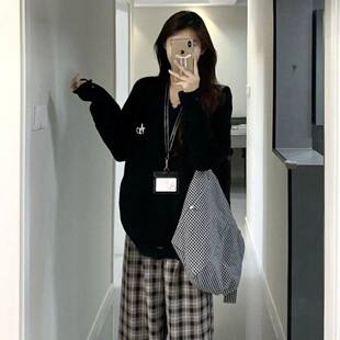 韩版慵懒风黑色软糯毛茸茸v领套头毛衣女学生秋冬宽松显瘦针织衫