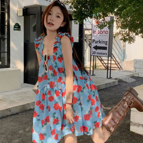 复古木耳边碎花裙吊带连衣裙女夏季宽松显瘦海边度假风甜美短裙子