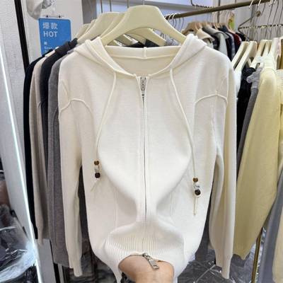 2025年秋冬新款休闲连帽双开拉炼针织开衫女宽松显瘦毛衣外套上衣