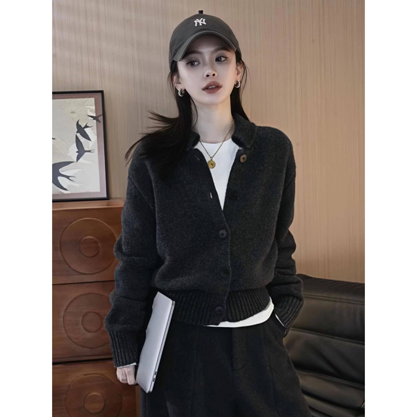 老钱风羊毛开衫女2025秋冬款设计感卡腰显瘦毛衣外套软糯针织上衣