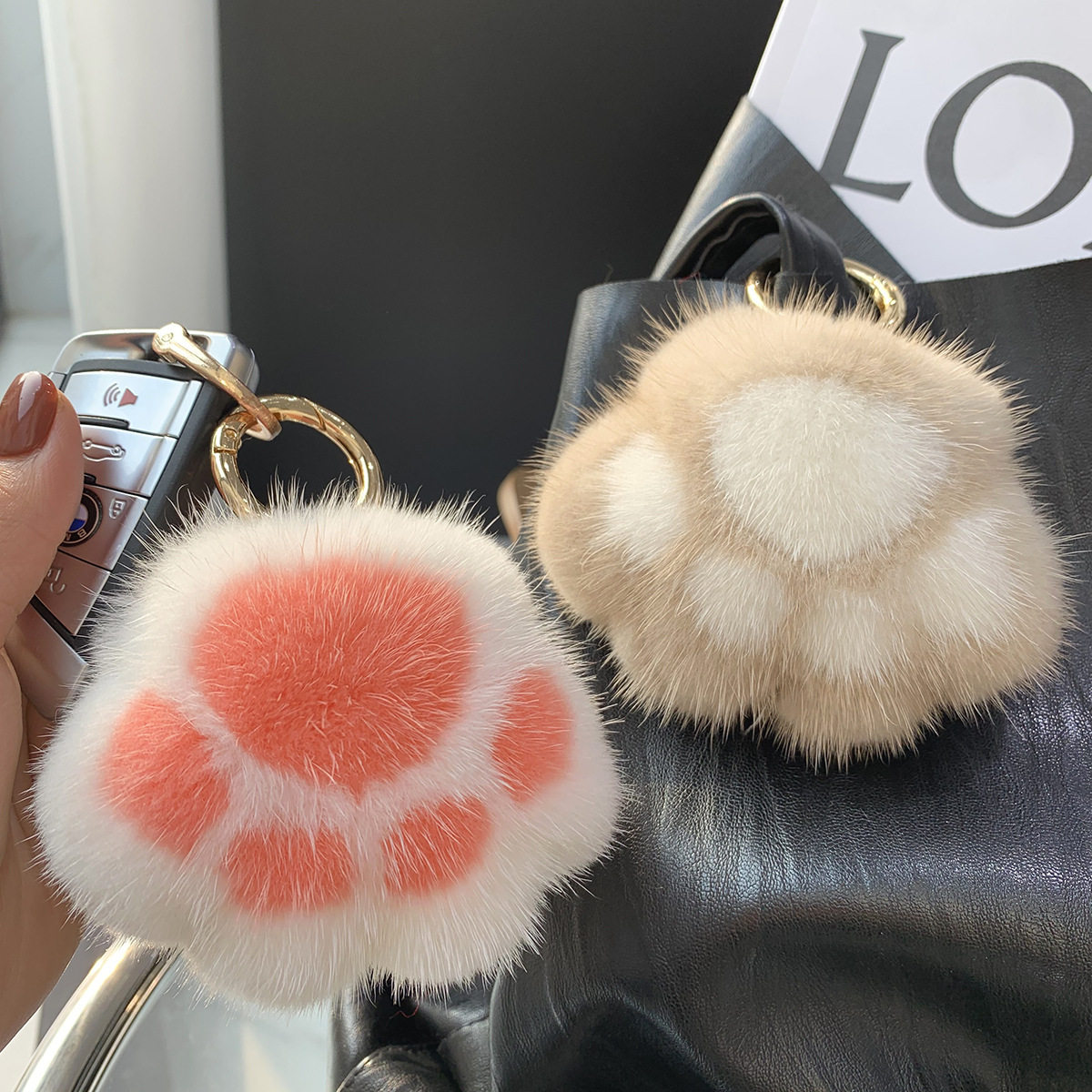 可爱猫爪钥匙扣少女心包包挂件毛绒爪子情侣挂饰汽车钥匙扣钥匙链