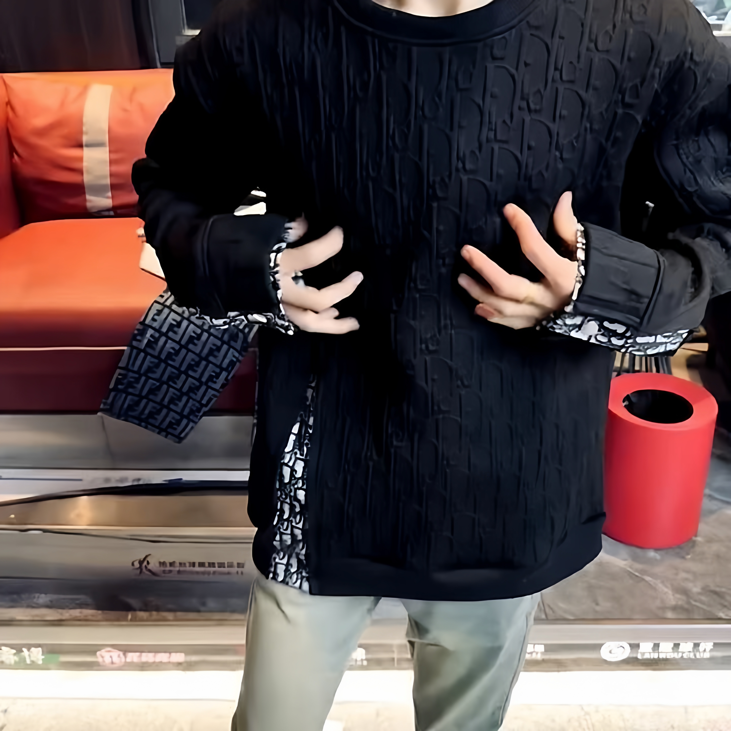 早春长袖网红同款宽松拼接潮流