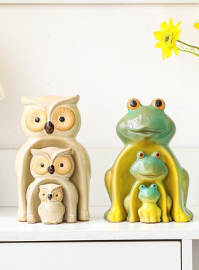 小众创意陶瓷可爱青蛙猫头鹰一家三口桌面客厅电视柜入户玄关摆件
