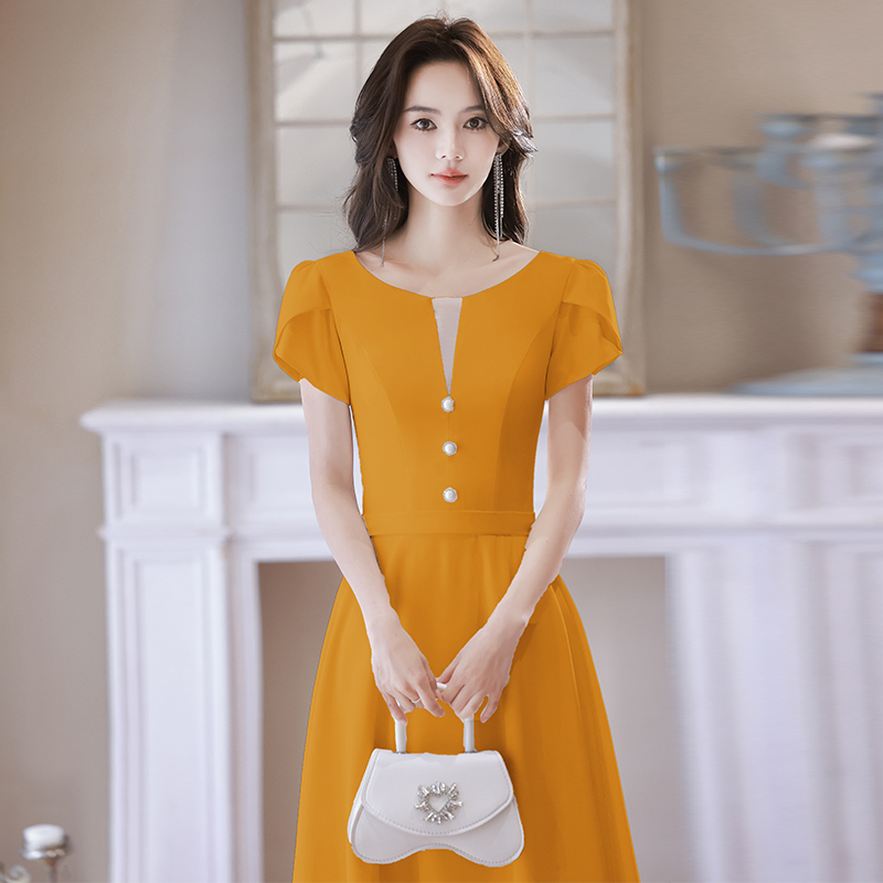 阿莲莉赫本风小晚礼服裙女姜黄色