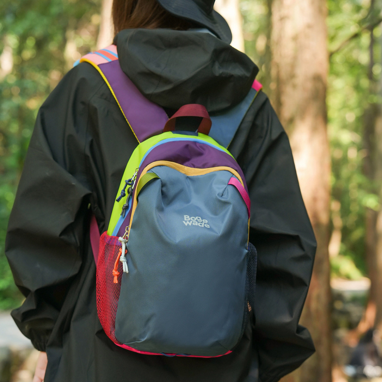 双肩包女超轻便户外外出爬山徒步登山书包女士旅行旅游小背包肩包图片