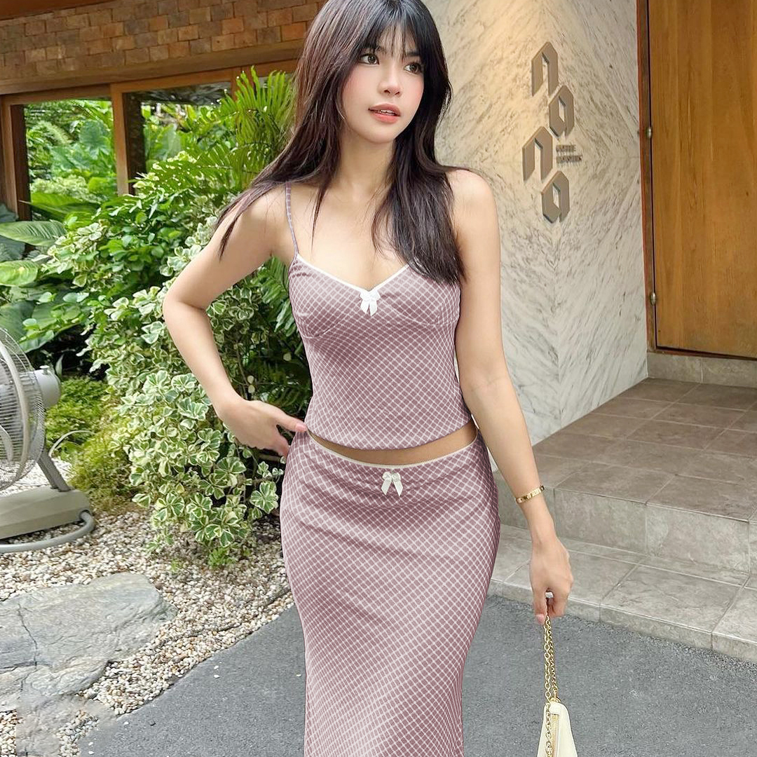 夏季格纹印花时尚套装