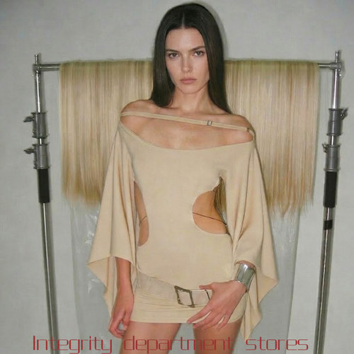 Lace-TrimmedV-NeckStraplessDre