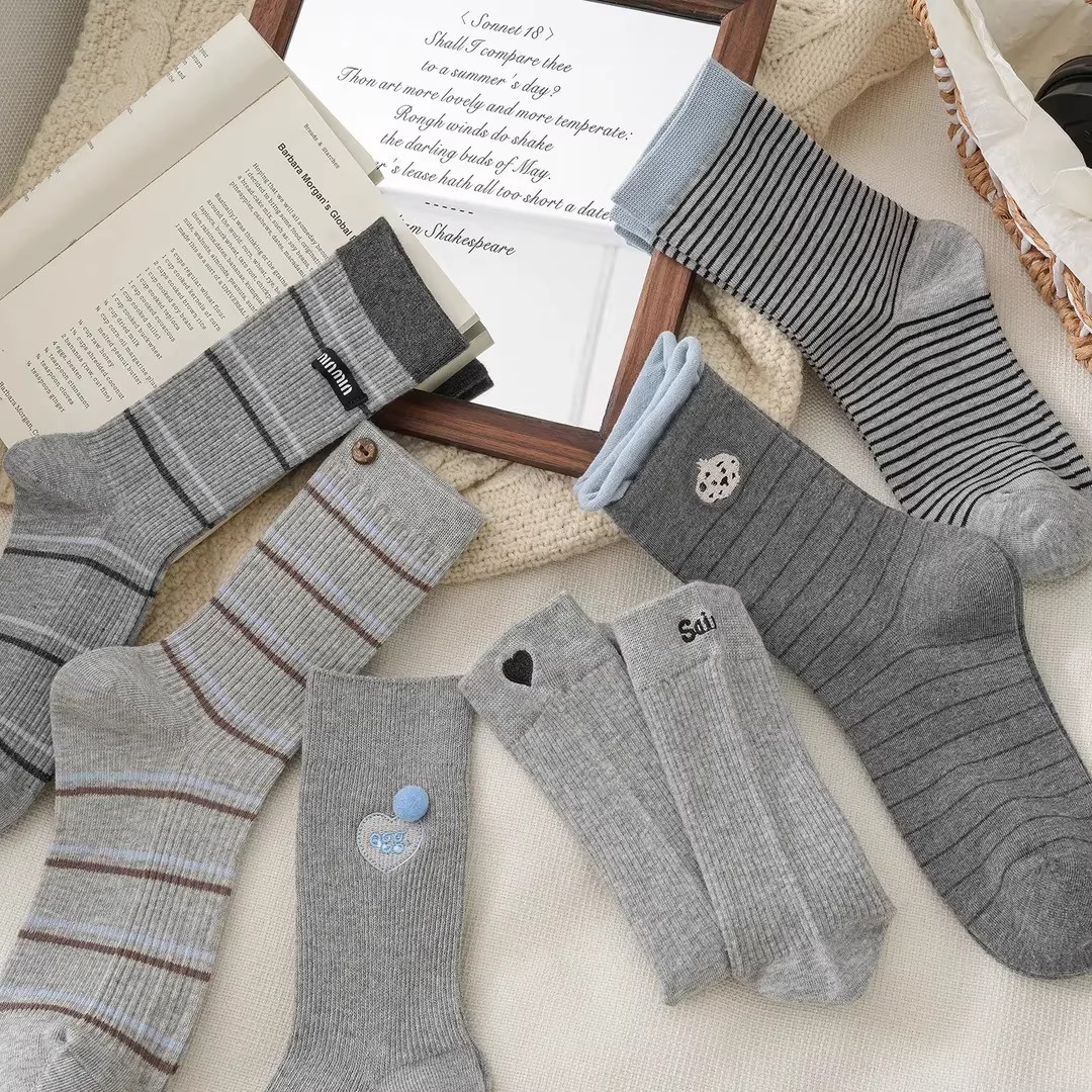 【下单立减50】秋冬新款袜子女百搭中筒袜网红爆款ins风外穿BW