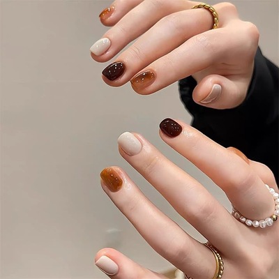 【焦糖晕染】显白穿戴甲秋冬新款美拉德色系高级感假指甲贴片短款