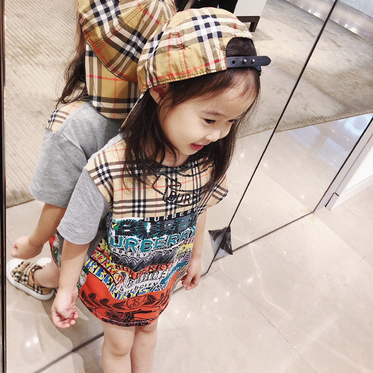 19 Spring and summer men and women colour letter Graffiti printing children Plaid pure cotton T-shirts Socket Short sleeved jacketin the Children/Baby/Family fitted , T-shirt  category - from Buy2taobao.com to provide professional Taobao agent buy service