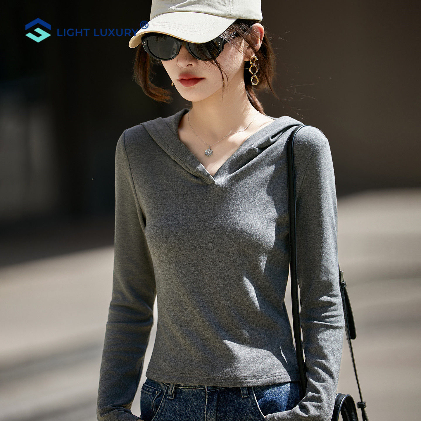 德绒保暖T恤女连帽修身纯色磨毛