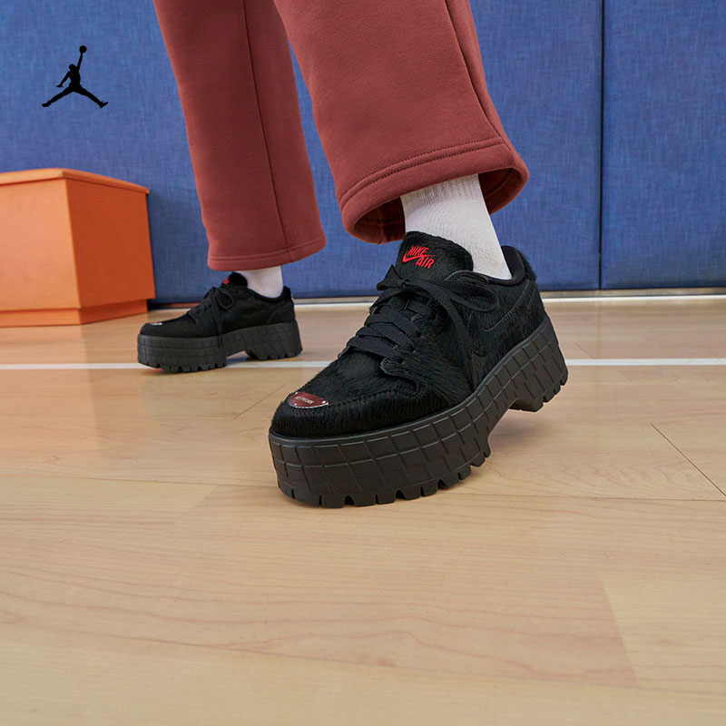 Jordan官方小钢镚AJ1女子运动鞋