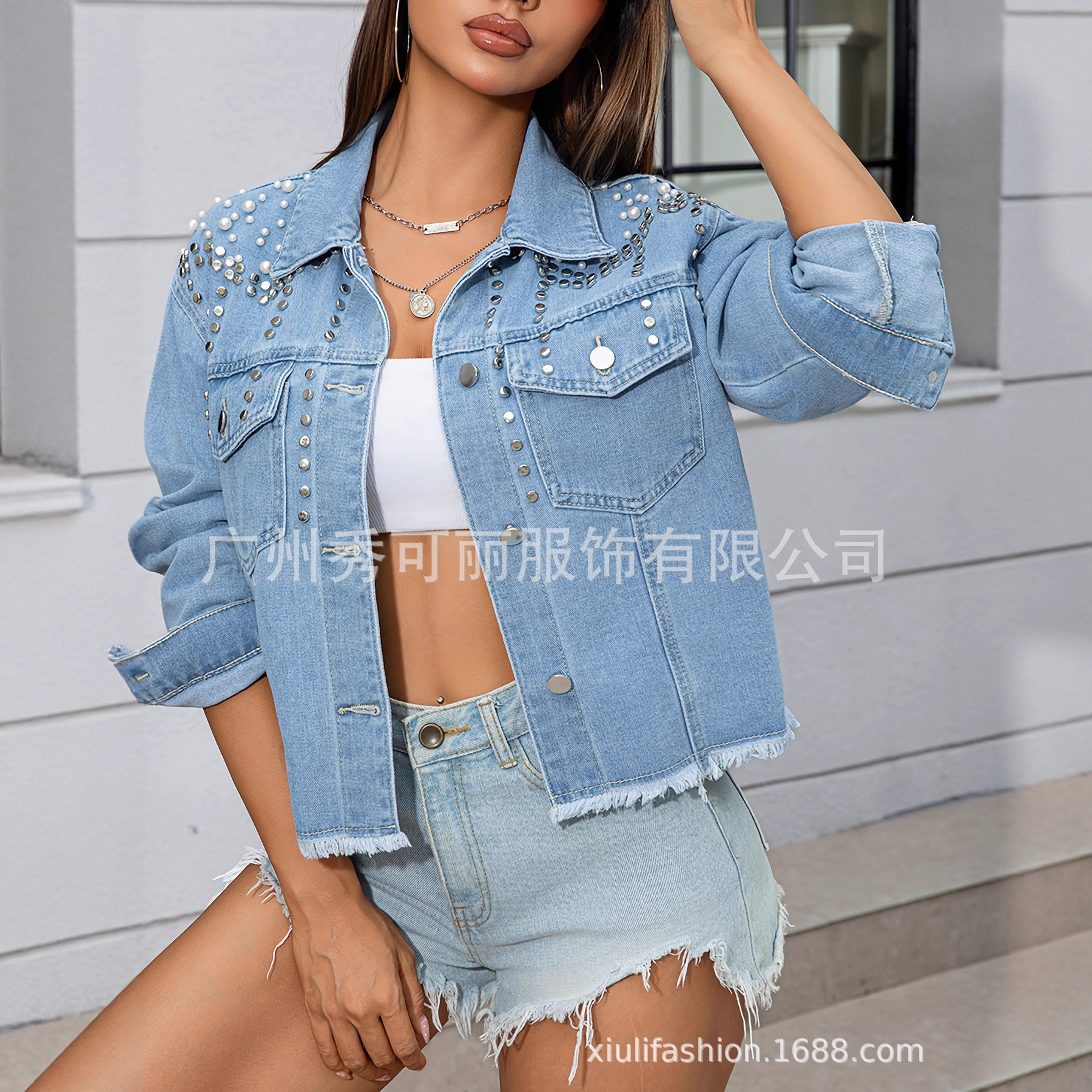 Women rivet studded bead long sleeved denim jacket牛仔外套女