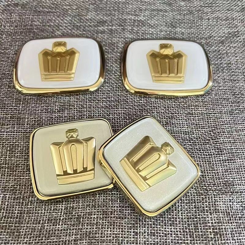 适用于丰田皇冠金色车标05-09款12代老皇冠中网标皇冠前后金色标