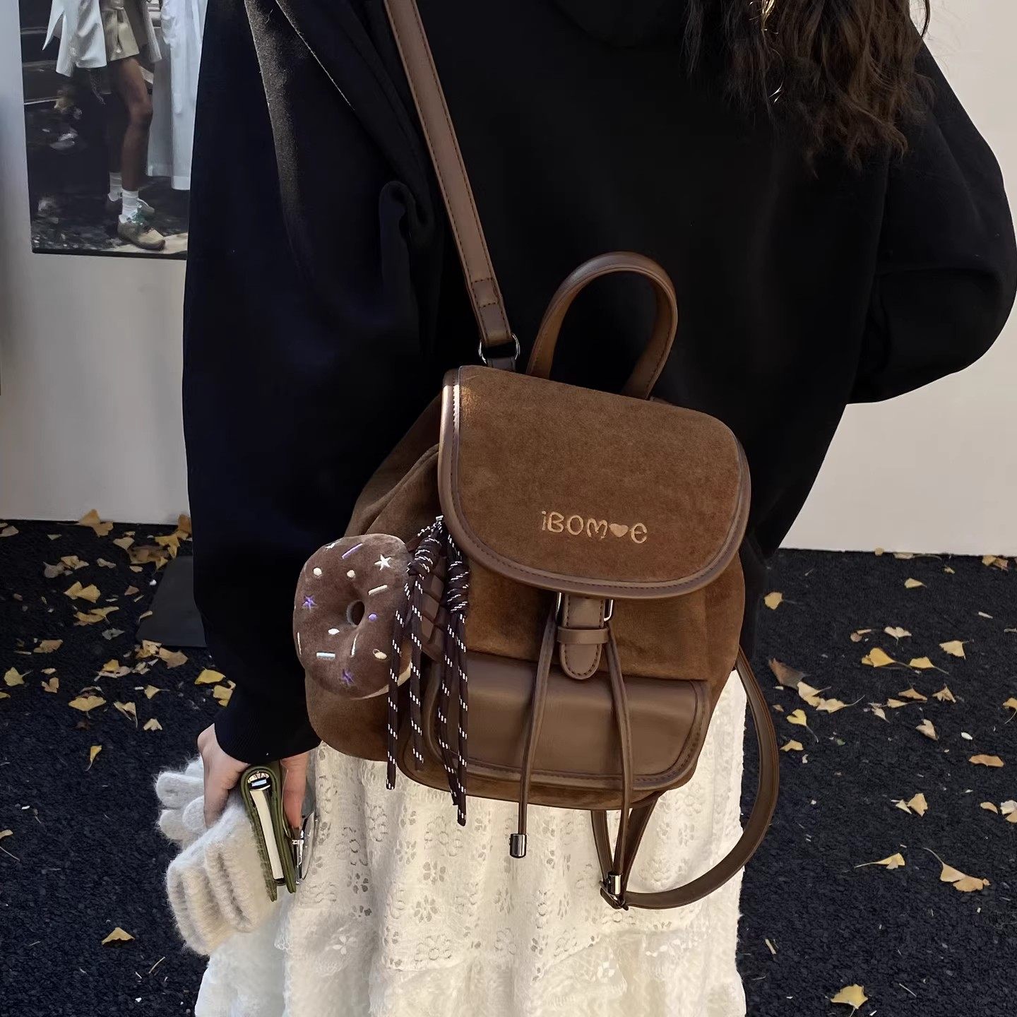 Paopaorol秋冬鹿皮绒毛绒包包女2025新款潮小双肩包通勤学生背包