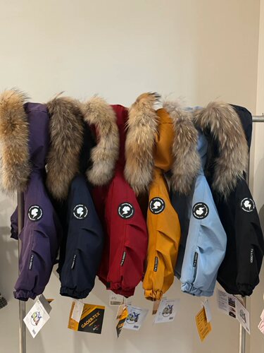 实体HCB深秋冬季新款男童女宝加棉加厚派克服毛领可拆卸外套