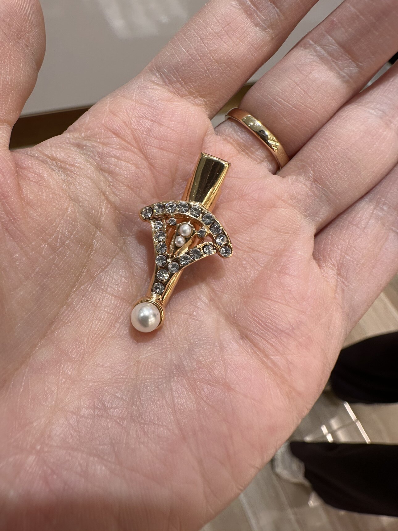 alexandrezouari亚历山大施华利发饰水钻珍珠鸭嘴夹边夹意大利制