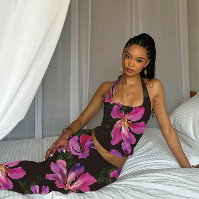 印花U领小背心修身半身裙套装