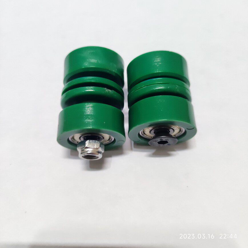 厂家直供新款转弯机导向轮28夹片绿色耐磨皮带导轮 转弯机导轮