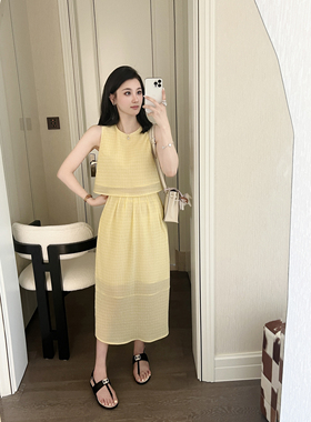 RUBBIT清爽柠檬夏日 简约气质风套装 无袖圆领上衣+高腰茧型半裙