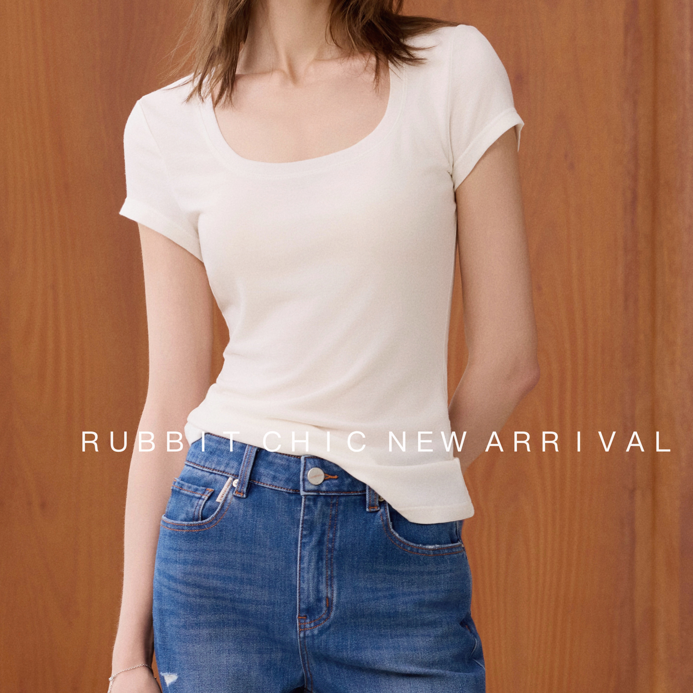RUBBIT夏季新品 极简气质风大U领短袖T恤 修身显瘦天丝羊毛上衣女